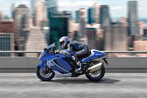 suzuki-nov25-specialhayabusa-body6.webp
