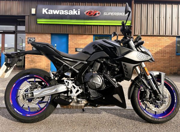 8290720x2048x1535_FFFFFF_L_1