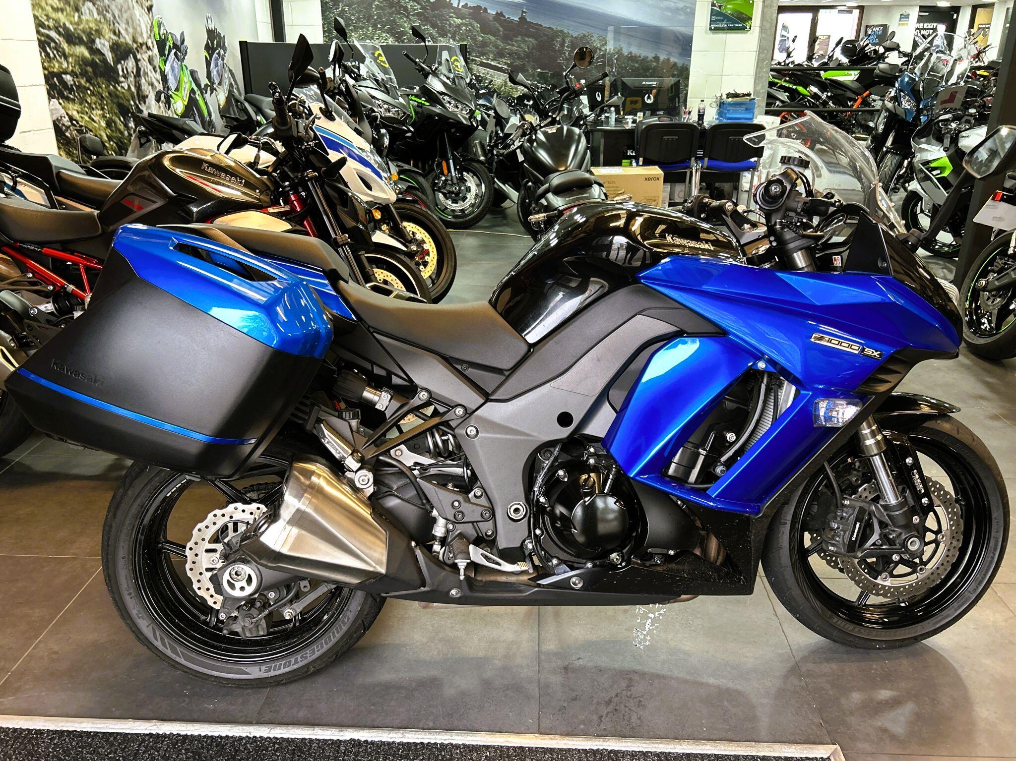 2016 Kawasaki Z1000 SX